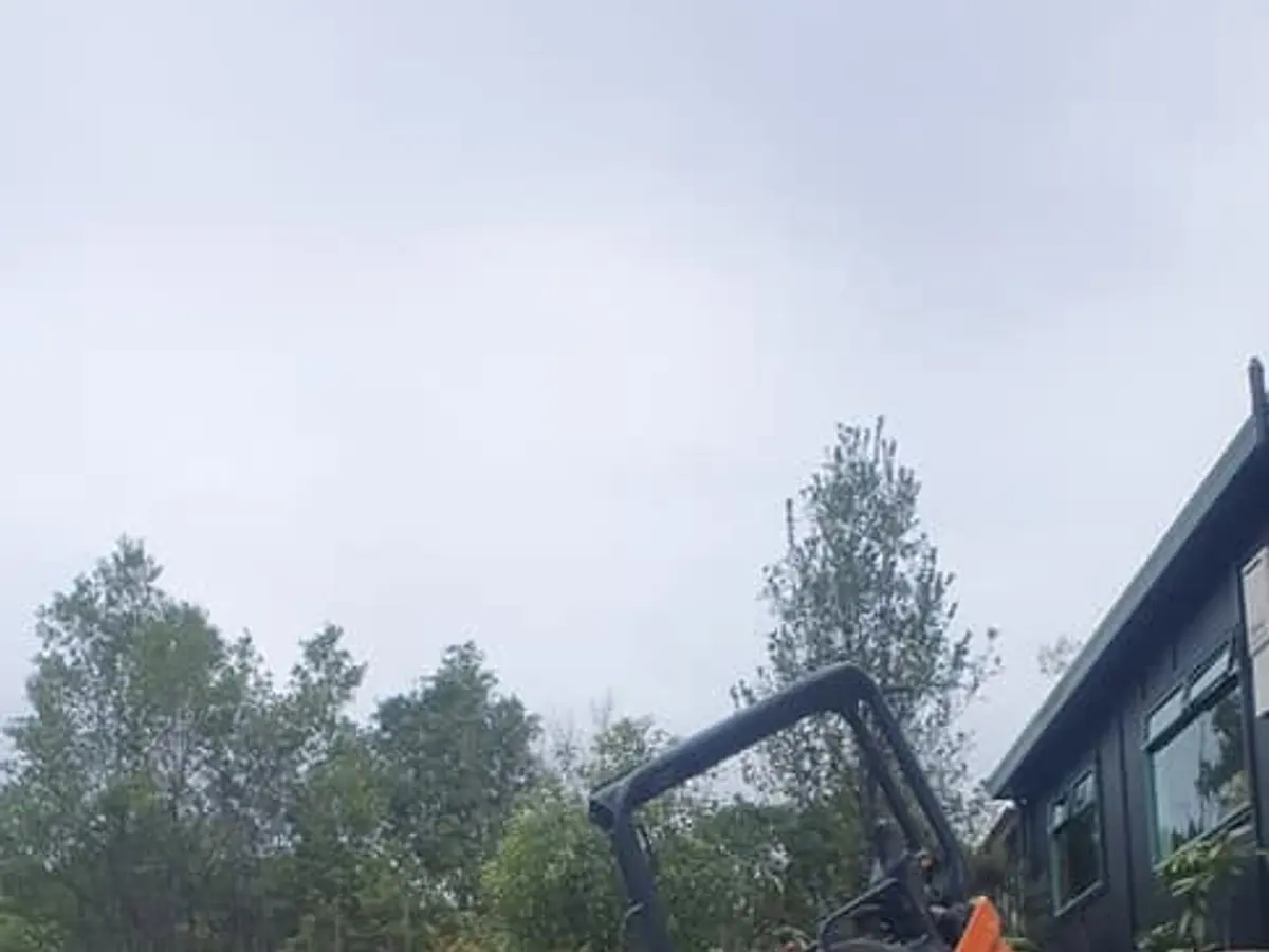 Driveways, Tracks & Water Tables, R K Contracting