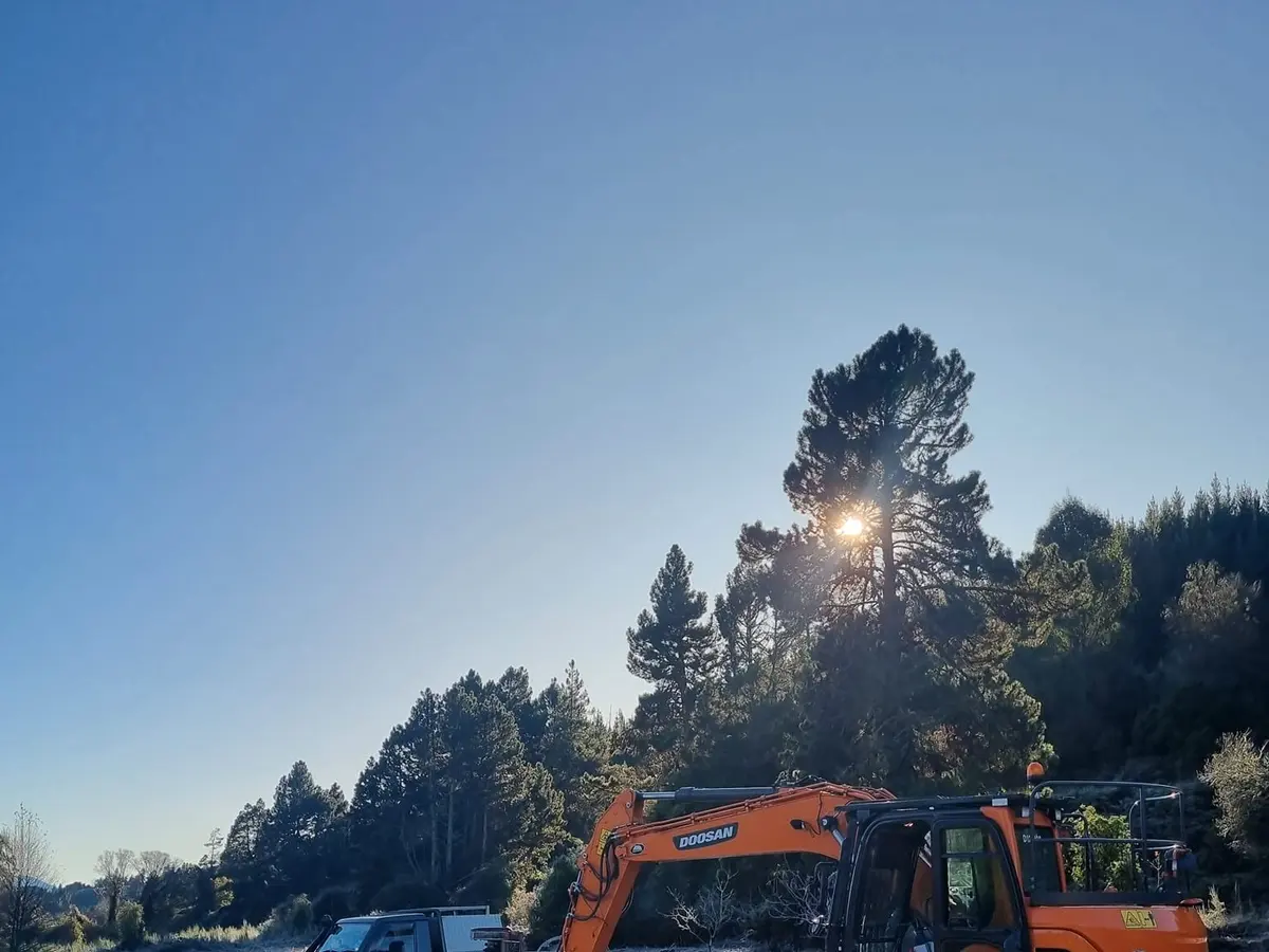 Excavation & Earthworks, R K Contracting